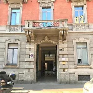 Appartamento Casa Cairoli, Milano